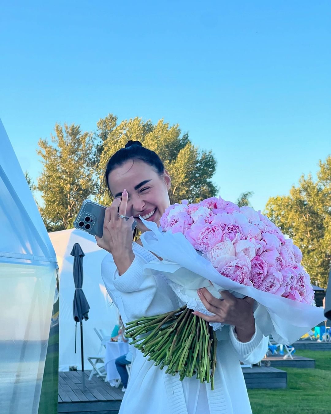 Учасниця "Голосу країни" оголосила про заручини з коханим і показала каблучку (фото)